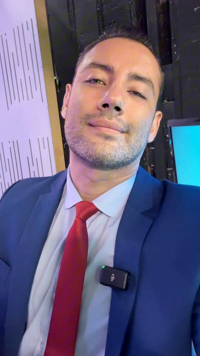 <strong>⭐️⭐️⭐️⭐️⭐️ | </strong>Julio M., Trujillo