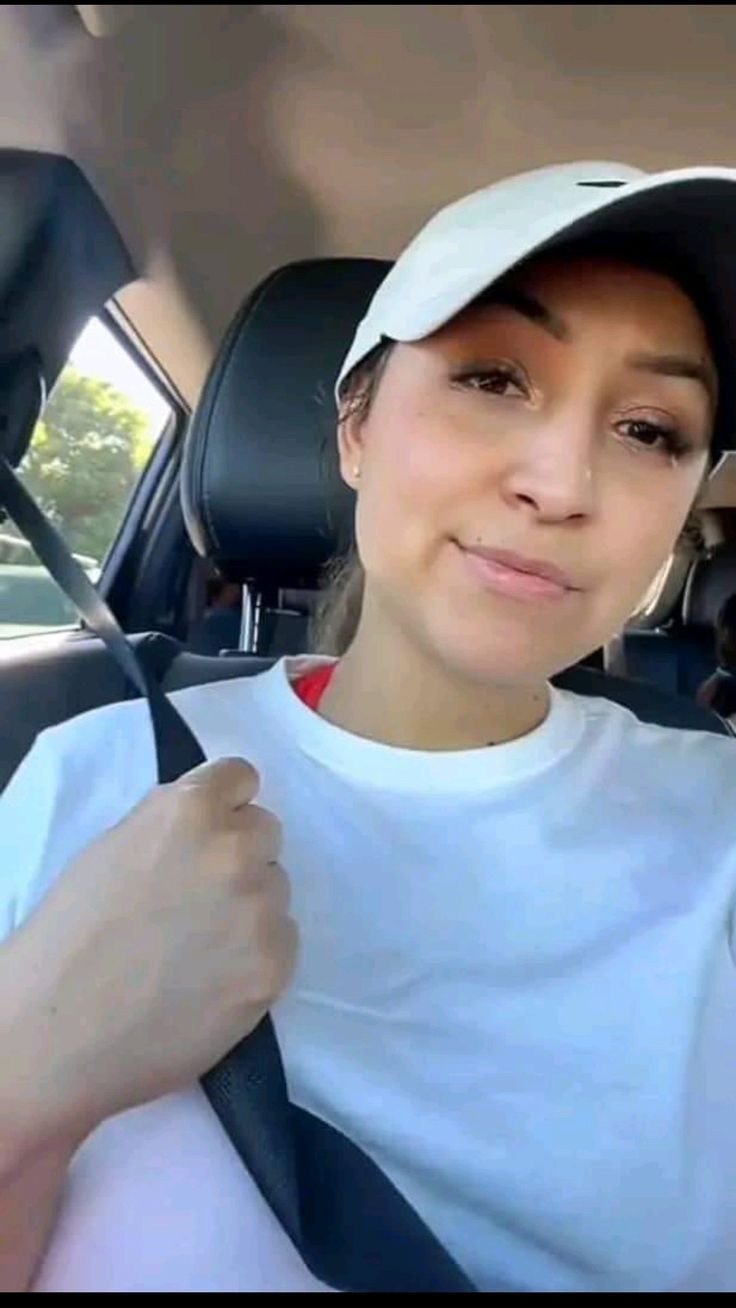 <strong>|Sandra R. – Trujillo</strong>